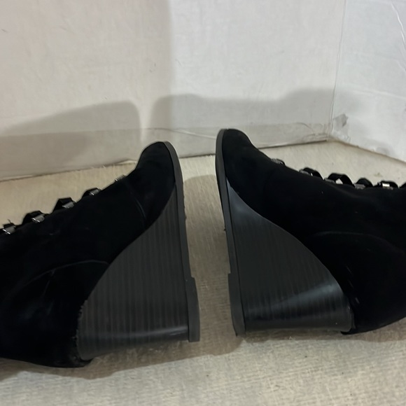 Banboo boots Size 8.5 - Picture 9 of 12